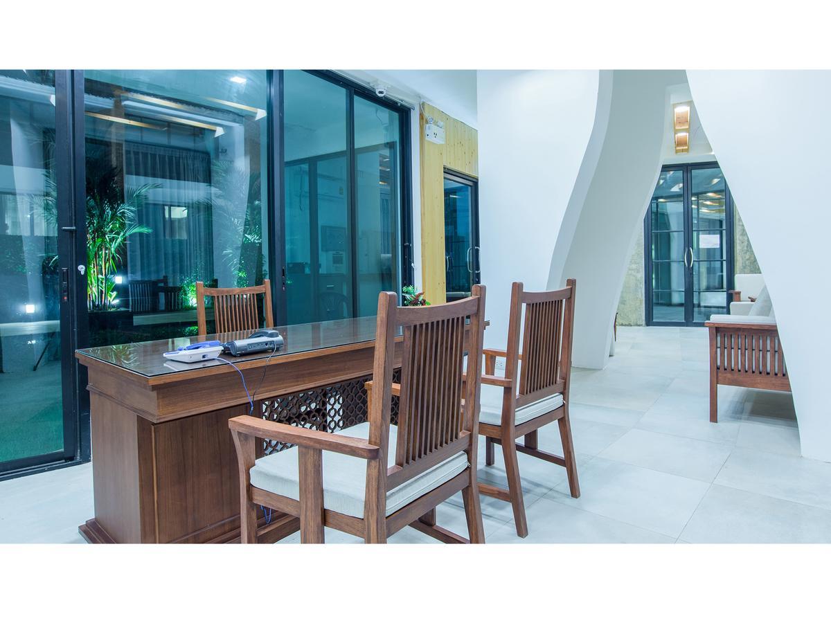 B2 Mae Hong Son Premier Hotel Exterior foto